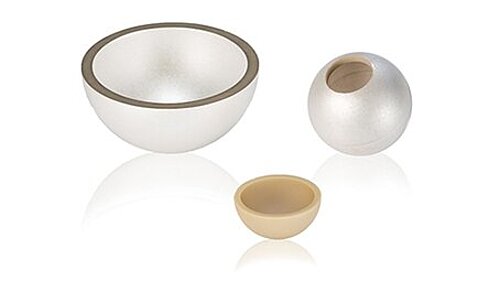 Sphères et hémisphères piézoélectriques