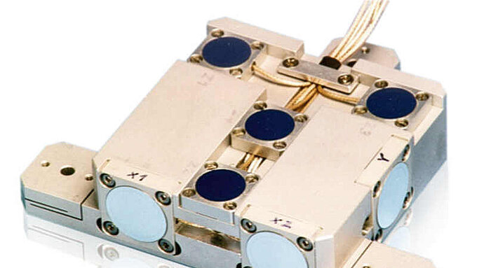 PI Capacitive position sensors Capteurs capacitifs